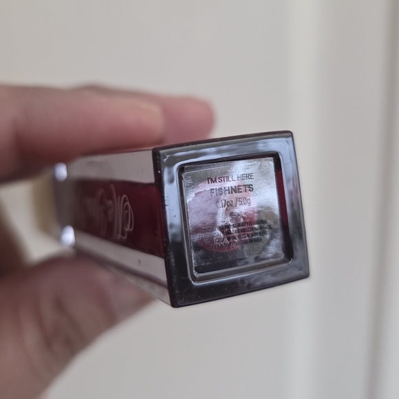 Gxve Longwear Matte Liquid Lipstick in Red - Picture 4 of 4